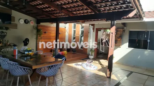 Casa com 3 Quartos à venda, 300m² no Fonte Grande, Contagem