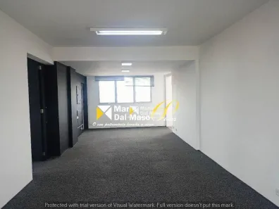 Sala Comercial para alugar, 120m² no Liberdade, São Paulo