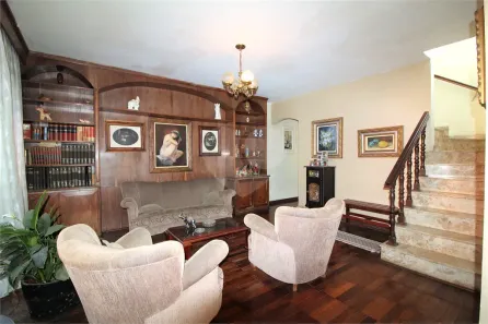 Casa com 3 Quartos à venda, 163m² no Jardim Aeroporto, São Paulo