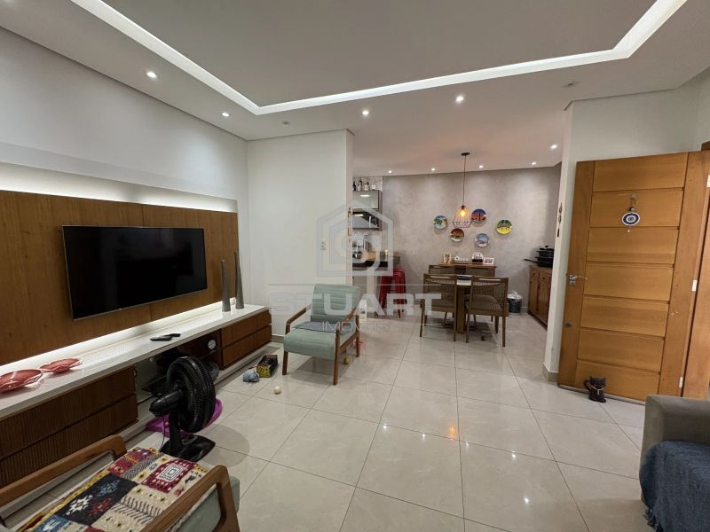 Casa com 3 quartos — Santa Mônica, Belo Horizonte