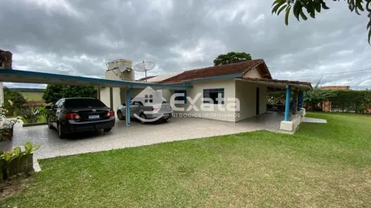 Fazenda/Sítio com 3 Quartos à venda, 420m² no , Sarapuí