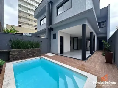 Casa com 4 Quartos à venda, 204m² no América, Joinville