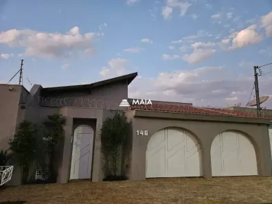 Casa com 3 Quartos à venda, 255m² no Santa Maria, Uberaba