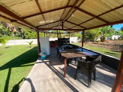 Fazenda/Sítio com 3 Quartos à venda, 325m² no Setor Central, Bela Vista de Goiás