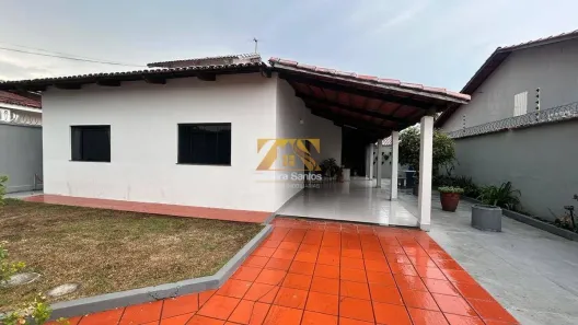 Casa com 4 Quartos à venda, 218m² no Plano Diretor Sul, Palmas