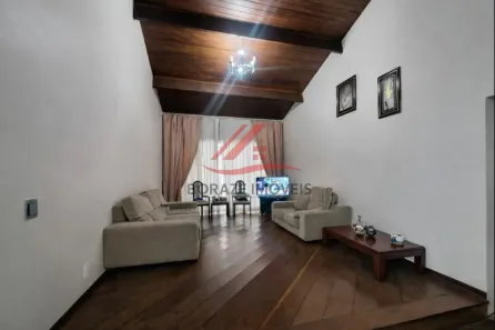 Sobrado com 3 Quartos à venda, 300m² no Vila Nossa Senhora das Vitórias, Mauá