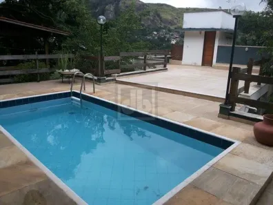 Casa de Condomínio com 6 Quartos à venda, 310m² no São Francisco, Niterói