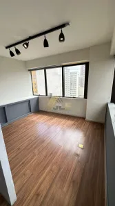 Sala Comercial à venda, 65m² no Centro, Curitiba