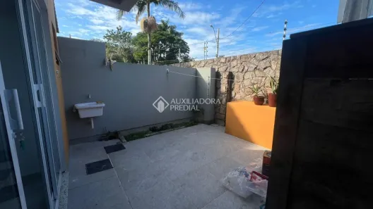 Apartamento com 1 Quarto para alugar, 25m² no Córrego Grande, Florianópolis