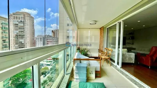 Apartamento com 3 Quartos para alugar, 185m² no Brooklin Paulista, São Paulo