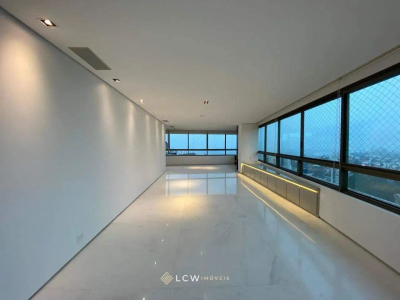 Apartamento com 4 quartos — Santa Lúcia, Belo Horizonte