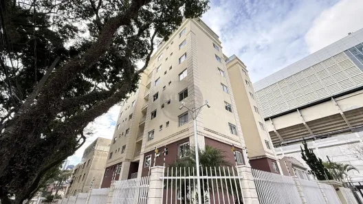 Apartamento com 2 Quartos para alugar, 91m² no Água Verde, Curitiba