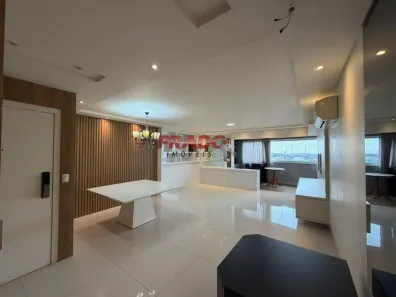 Apartamento com 3 Quartos à venda, 167m² no Zona 01, Maringá