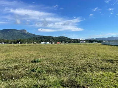 Lote/Terreno à venda, 1335m² no Sertão do Maruim, São José