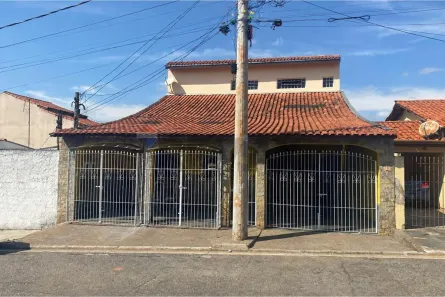 Casa com 3 Quartos para alugar, 220m² no Vila Louzada, Sorocaba