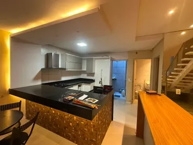 Casa com 3 Quartos à venda, 160m² no Várzea, Recife