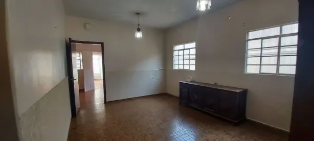 Casa com 3 Quartos à venda, 220m² no Mercês, Uberaba