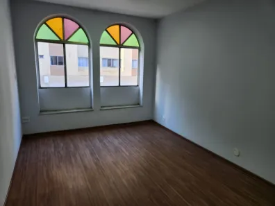 Sala Comercial para alugar, 144m² no Centro, Petrópolis