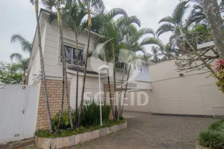 Casa de Condomínio com 4 Quartos à venda, 210m² no Jardim Petrópolis, São Paulo