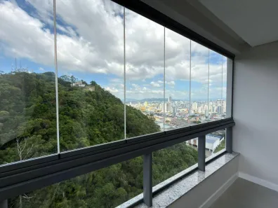 Apartamento com 2 Quartos para alugar, 77m² no Centro, Itajaí
