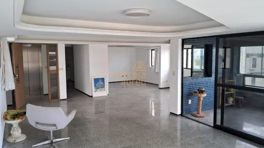 Apartamento com 3 Quartos para alugar, 175m² no Boa Viagem, Recife