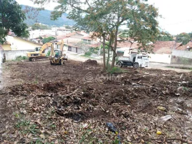 Lote/Terreno à venda, 688m² no Serra Grande, Niterói