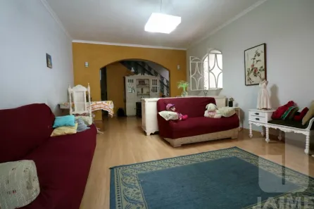 Casa com 13 Quartos para alugar, 398m² no Jardim Vera Cruz, São Paulo