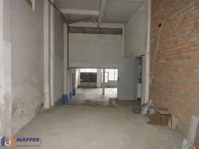 Galpão/Depósito/Armazém com 3 Quartos à venda, 936m² no Glória, Porto Alegre