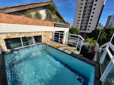 Casa com 2 Quartos à venda, 158m² no Embaré, Santos