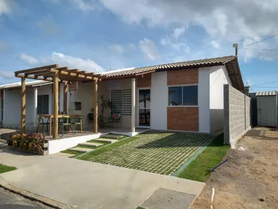Casa de Condomínio com 2 Quartos à venda, 45m² no Cidade Universitária, Maceió