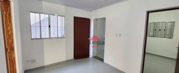 Casa com 2 Quartos para alugar, 70m² no Chácara Seis de Outubro, São Paulo
