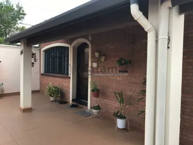 Casa com 3 Quartos para alugar, 200m² no Ferreira, São Paulo