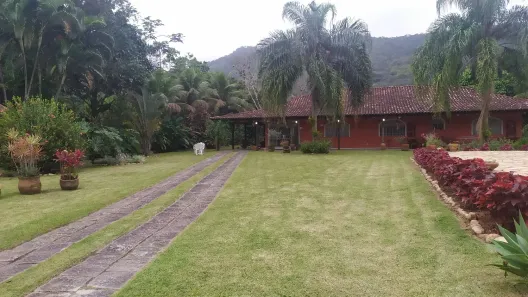 Fazenda/Sítio com 3 Quartos à venda, 3600m² no Guaratiba, Rio de Janeiro