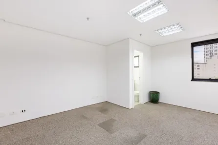 Ponto Comercial com 8 Quartos para alugar, 264m² no Indianópolis, São Paulo