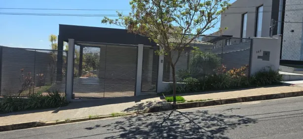 Casa de Condomínio com 4 Quartos à venda, 245m² no Portal do Sol, Contagem