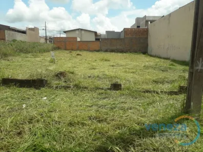 Lote/Terreno à venda, 300m² no Jardim Maria Celina, Londrina
