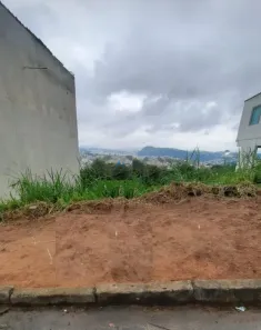 Lote/Terreno à venda, 390m² no Vivendas da Serra, Juiz de Fora
