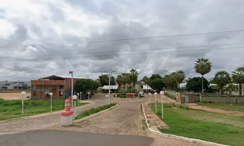 Casa de Condomínio com 4 Quartos para alugar, 340m² no Vila do BEC, Timon
