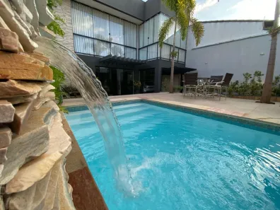 Casa com 4 Quartos à venda, 371m² no Cidade Jardim, Uberlândia