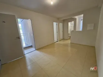 Apartamento com 2 Quartos para alugar, 52m² no Duarte Silveira, Petrópolis