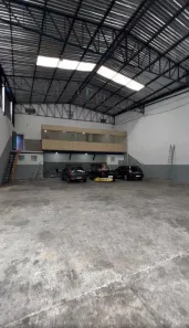 Galpão/Depósito/Armazém à venda, 1100m² no Batistini, São Bernardo do Campo