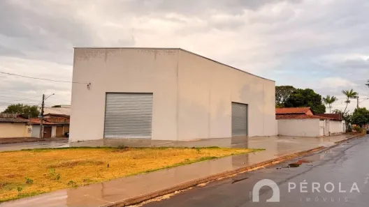 Galpão/Depósito/Armazém para alugar, 615m² no Jardim Helvécia, Aparecida de Goiânia