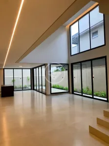 Casa de Condomínio com 4 Quartos à venda, 367m² no Jardim Sul, Uberlândia