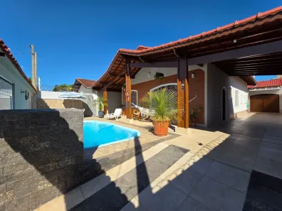 Casa com 3 Quartos à venda, 240m² no Flórida, Praia Grande