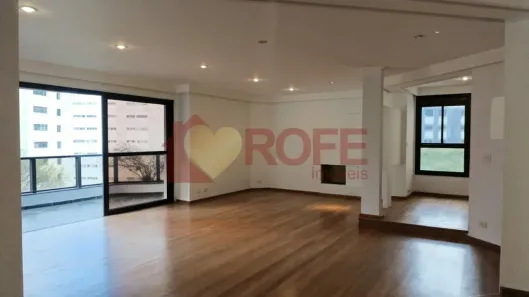 Apartamento com 3 Quartos para alugar, 247m² no Moema, São Paulo