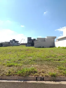 Lote/Terreno à venda, 300m² no Samambaia Parque Residencial, Bauru