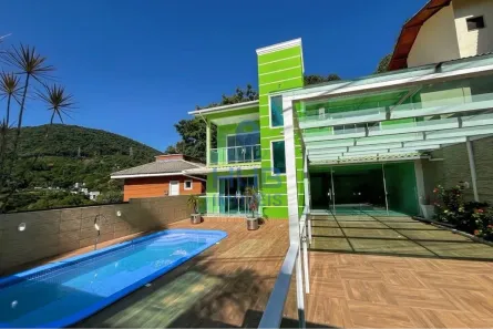 Casa com 4 Quartos à venda, 221m² no Itacorubi, Florianópolis