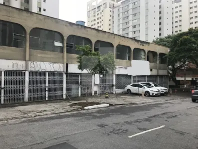 Ponto Comercial para alugar, 425m² no Moema, São Paulo