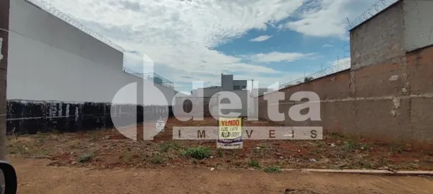 Lote/Terreno à venda, 502m² no Jardim Karaíba, Uberlândia