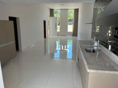 Casa de Condomínio com 2 Quartos para alugar, 140m² no Chácaras Reunidas São Jorge, Sorocaba